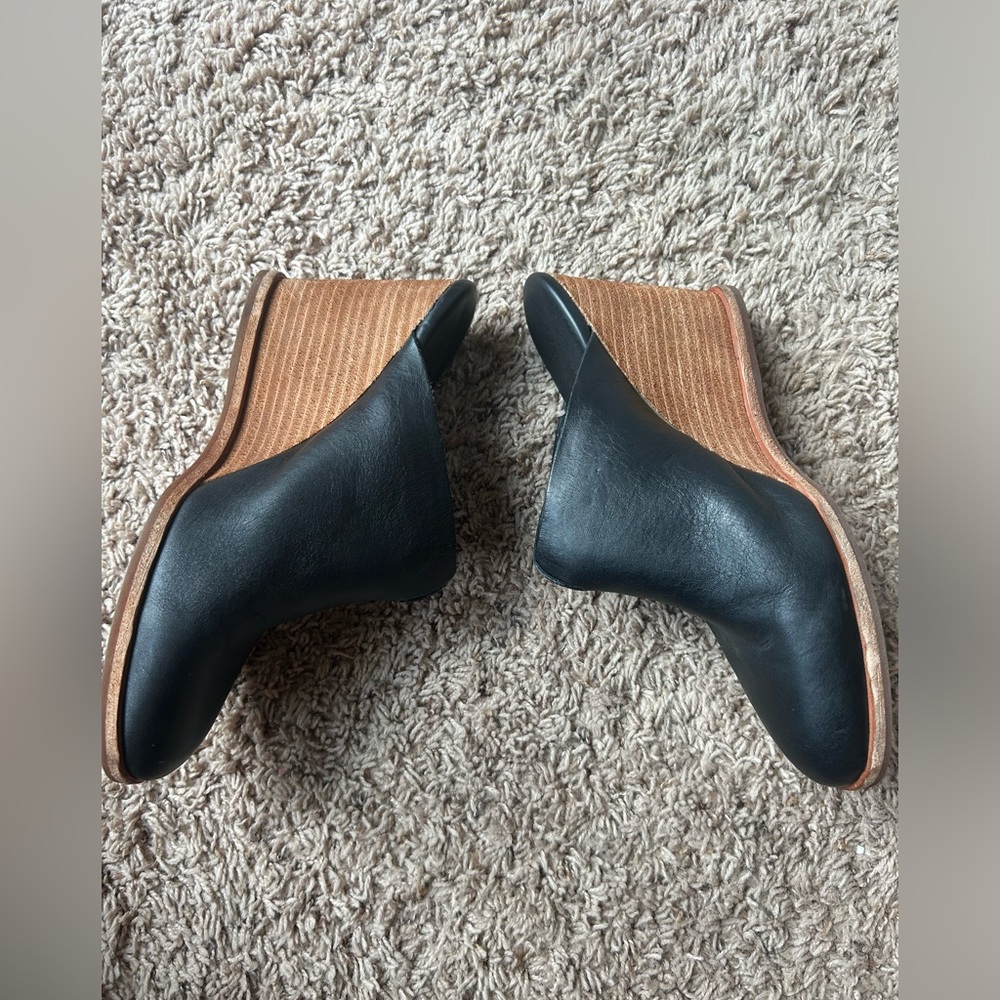 Kork-Ease Black Leather Wedge Loafers - Picture 6 of 12